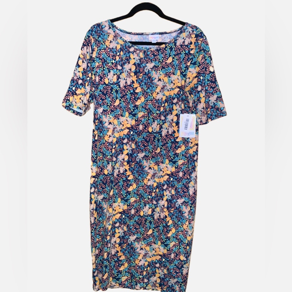 🥰 NEW🥰 with tags XL LulaRoe Julia